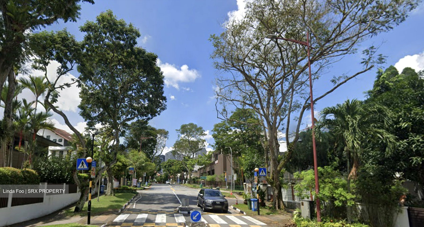 Grove Avenue (D10), Terrace #562404071